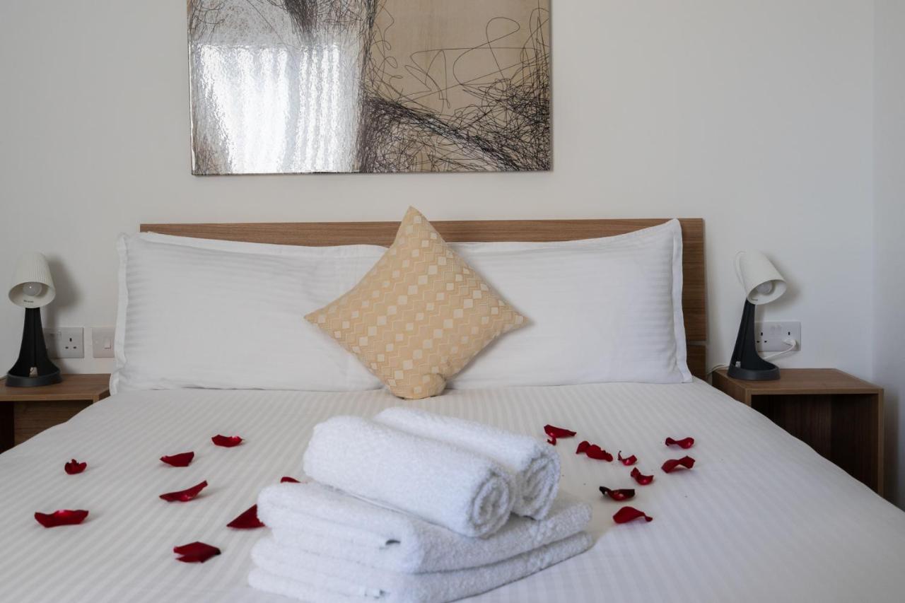 Marina Studios Cospicua ภายนอก รูปภาพ